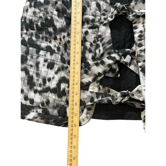 Logo Lori Goldstein Small Quilted Vest Sleeveless Animal Print Tie Art Eclectic - Picture 4 of 8